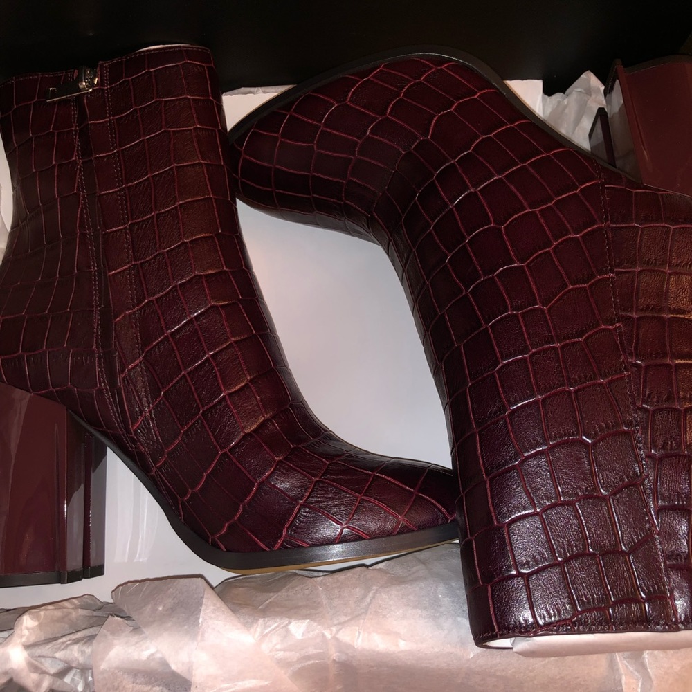 Coach Brielle Bootie in Dark Cranberry - Picture 5 of 8